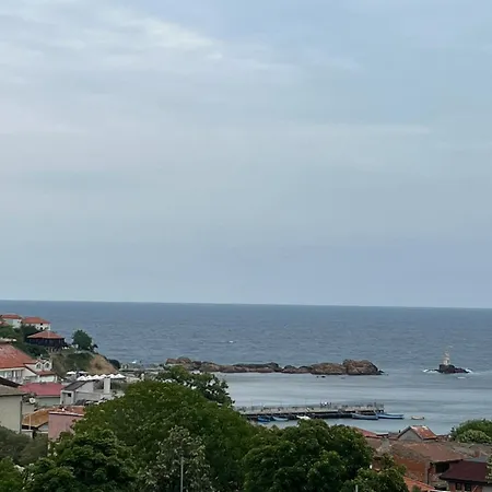 семеен Brizo Hotell Achtopol