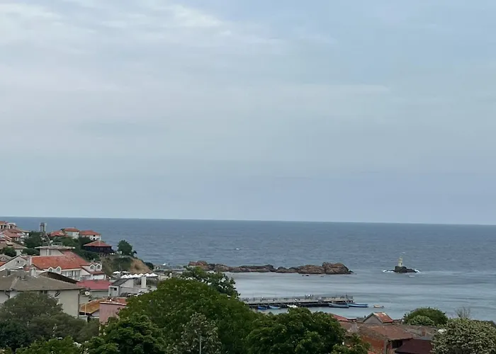 семеен Brizo Hotel Ahtopol