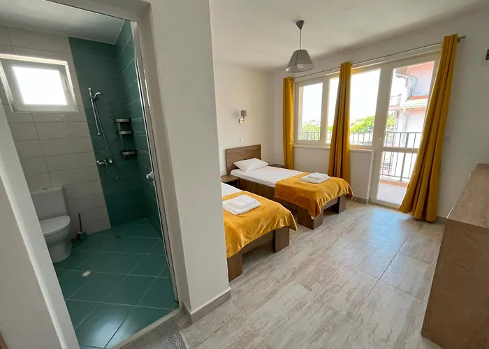 семеен Brizo Ahtopol